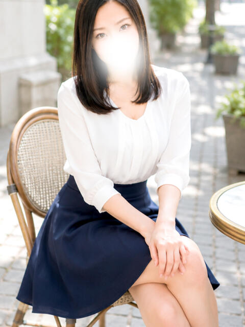 りり 人妻夢想(人妻デリヘル)