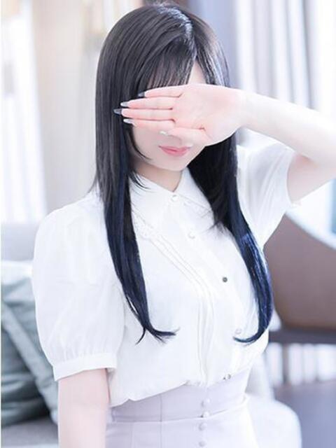 新人・絵名(えな) グランドオペラ東京（高級デリヘル）