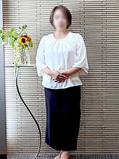 りお 熟女家 十三店(十三/デリヘル)