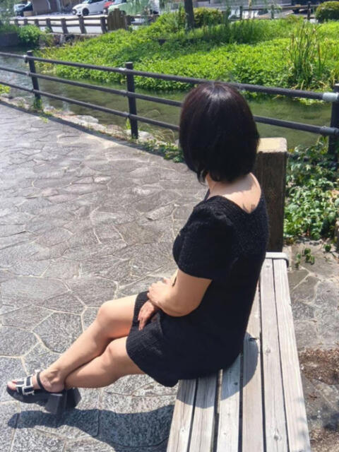 青野 めぐみ 欲情のよろめき・第二章（人妻デリヘル）