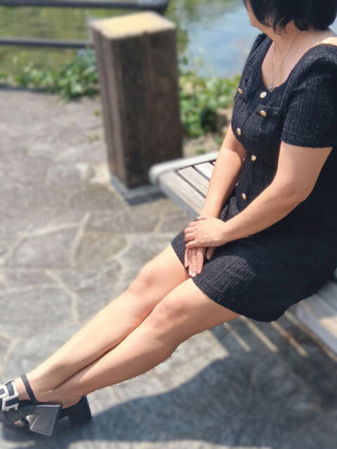 青野 めぐみ 欲情のよろめき・第二章（人妻デリヘル）