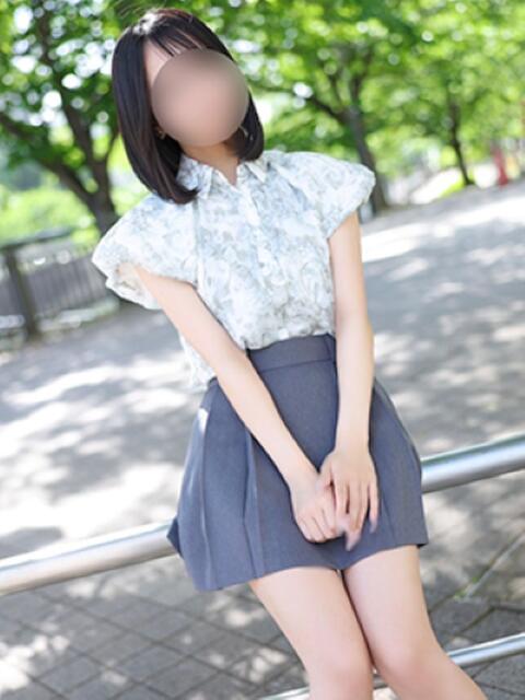 ひとみ かりんと小岩（オナクラ）