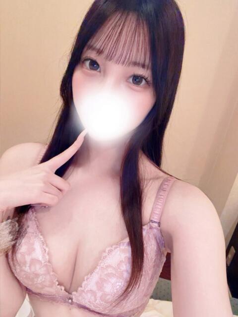 ころね クラブ バレンタイン大阪（素人美女専門デリヘル）