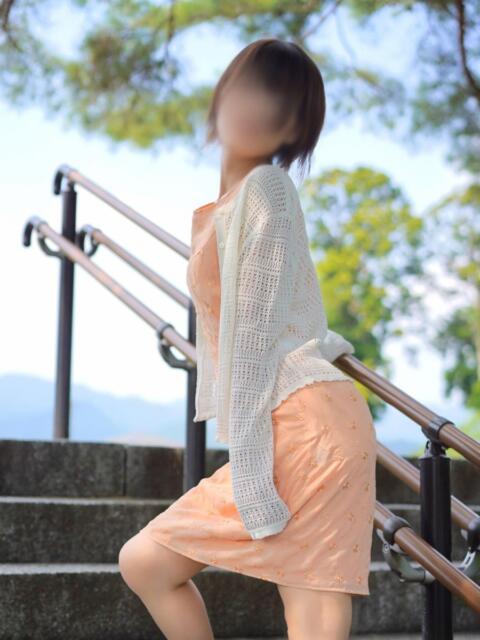 ちはる [優良人妻店]セレブスタイル（山口～防府～萩）（人妻デリヘル）