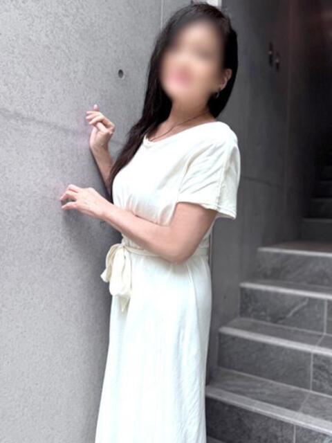 さりな 新宿・新大久保おかあさん（熟女デリヘル）