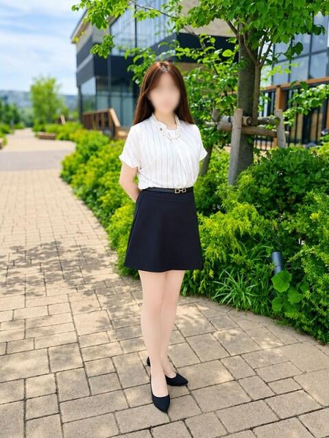 岡山 ゆりな こあくまな熟女たち 本厚木店(KOAKUMAグループ)（人妻・熟女デリヘル）