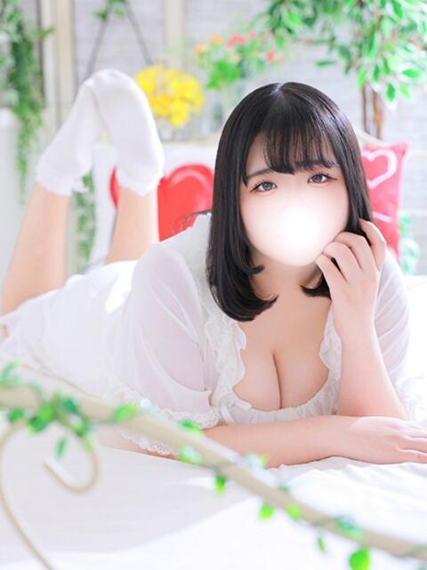ゆな 白いぽっちゃりさん（ぽっちゃり専門ホテヘル）