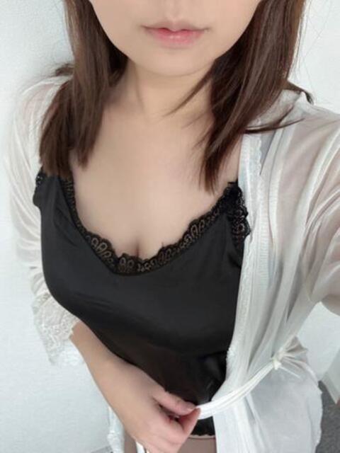 理奈(りな) エリートな人妻たち新宿(人妻デリヘル)
