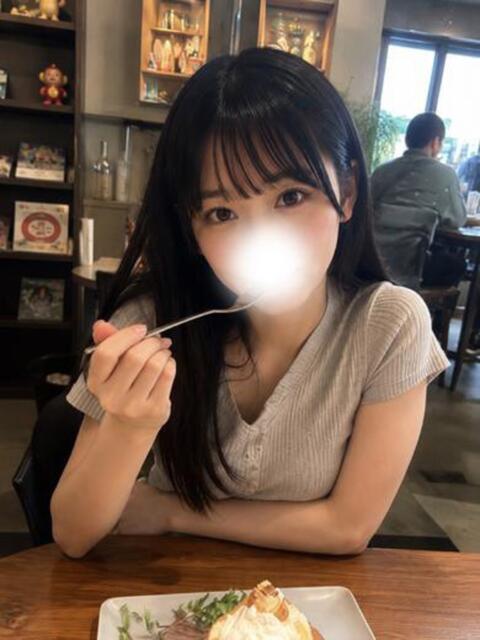 うに かわいい素人女子TOP100(地方出身者編)（デリヘル）