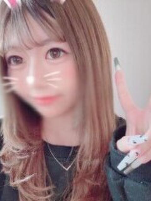 ゆみ エロ過ぎる奥様　小田原店（人妻デリヘル）