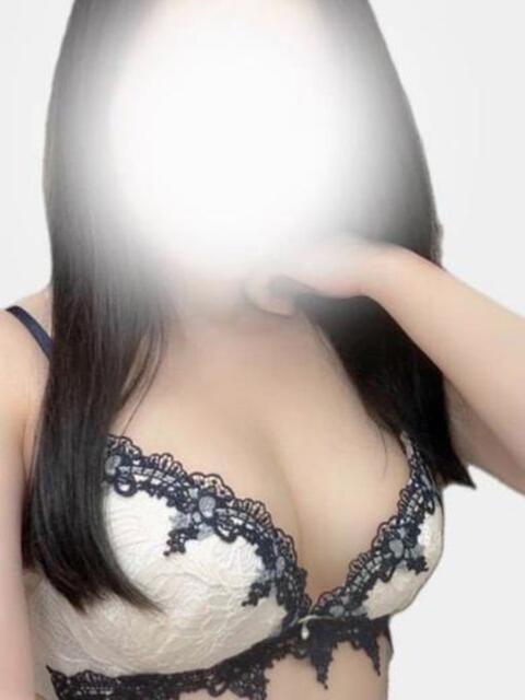 アユナ 人妻生レンタルNTR（デリヘル）