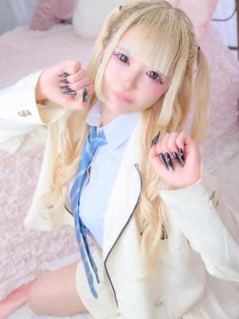 もえ E+アイドルスクール新宿・歌舞伎町店（デリヘル）