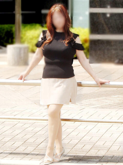 あきな 完熟ばなな西川口（熟女専門デリヘル）