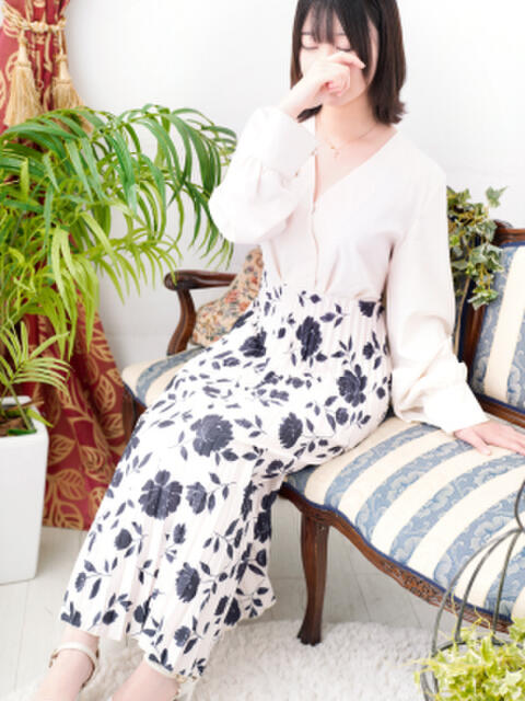 みやび 横浜人妻セレブリティ（ユメオト）（人妻系デリヘル）