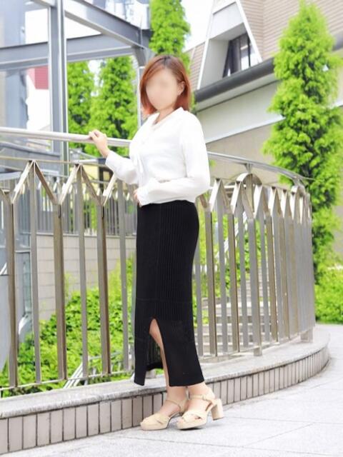 安田 梨花 こあくまな熟女たち三河店（KOAKUMAグループ）（人妻・熟女デリヘル）