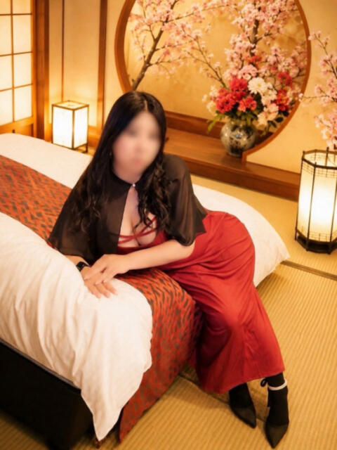 ツバキ Elegance(エレガンス)（人妻系セクキャバ）