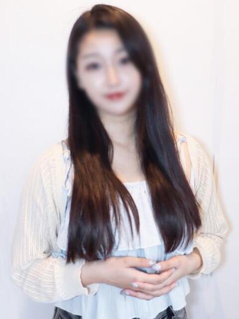 みお　黒髪ロングのThe清楚！！ 人妻、密感女子専門店　五反田エース（人妻デリヘル）