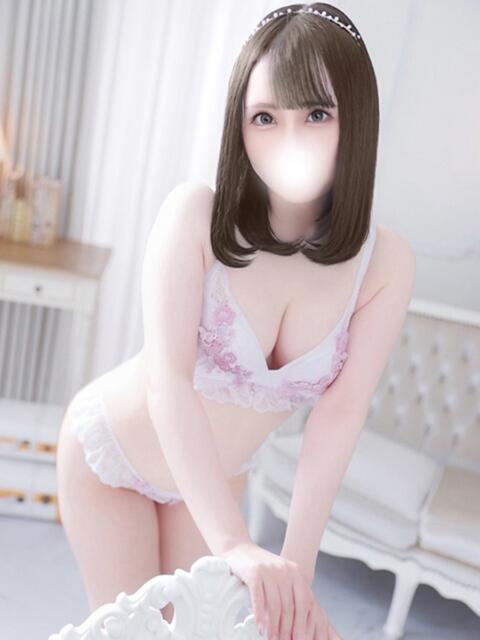 はる 白い巨乳(ホテヘル)