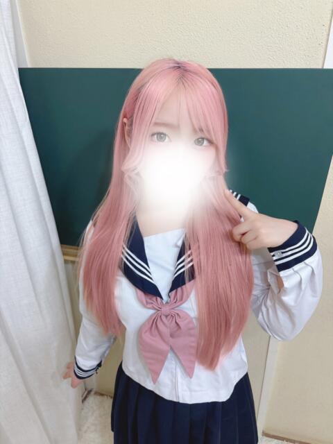 愛沢 てぃあら しゃせきょっ!XX教育される制服女子たち（ホテヘル）