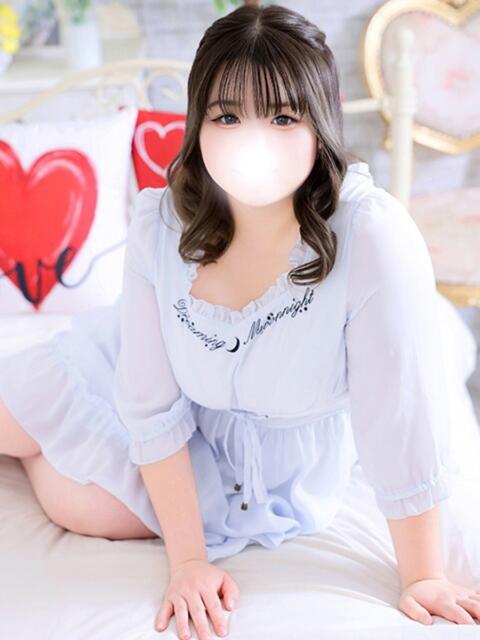 いくみ 白いぽっちゃりさん（ぽっちゃり専門ホテヘル）