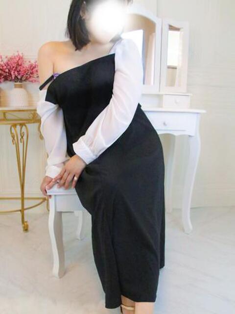 渚 福井人妻城（人妻路上待ち合わせデリヘル）
