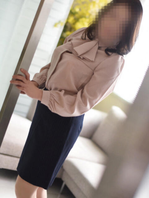 江端(えばた) 熟女出逢い会『百合の園』目黒店(熟女デリヘル)