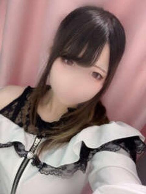 りう 新宿ハンドメイド（手コキ・オナクラ）