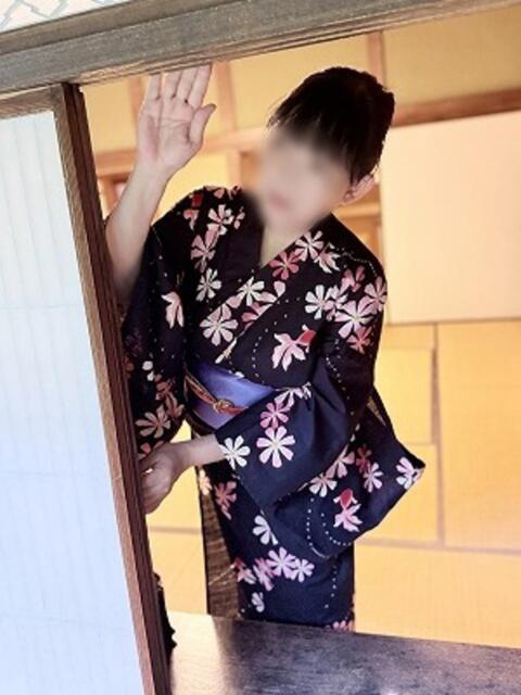 やよい 完熟ばなな札幌・すすきの（人妻熟女デリヘル）