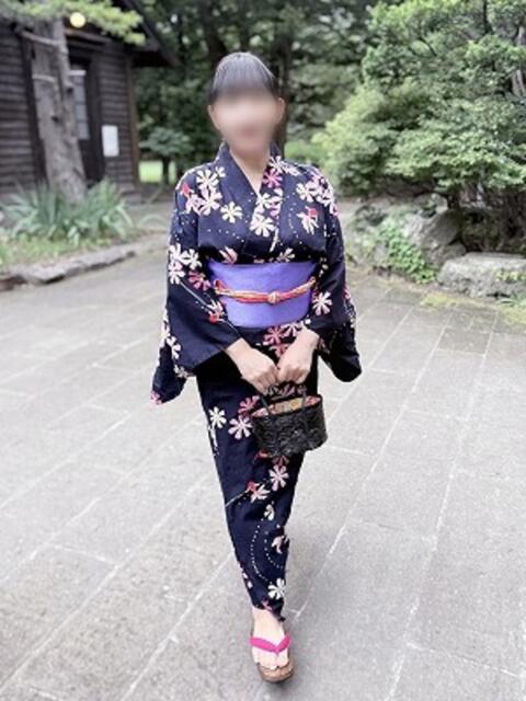 やよい 完熟ばなな札幌・すすきの（人妻熟女デリヘル）