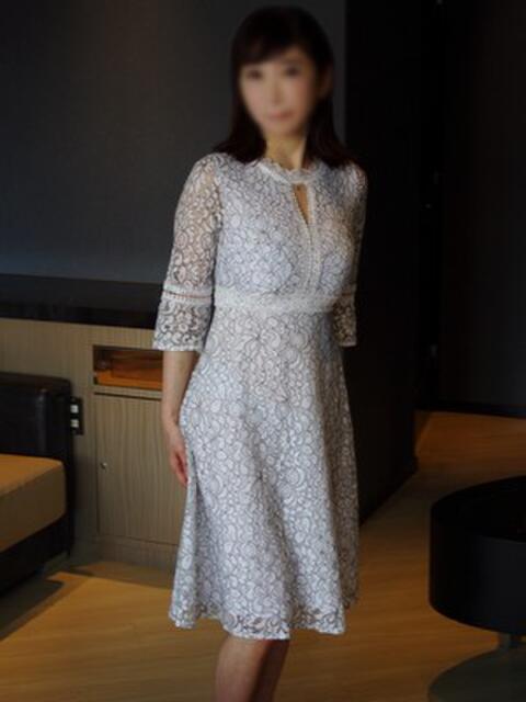 安田めぐみ 派遣妻（はけんづま）（待ち合わせ型人妻専門デリヘル）