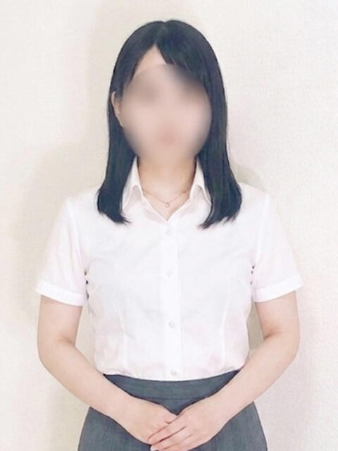 ゆいな クリーム（素人コスプレイメクラ）