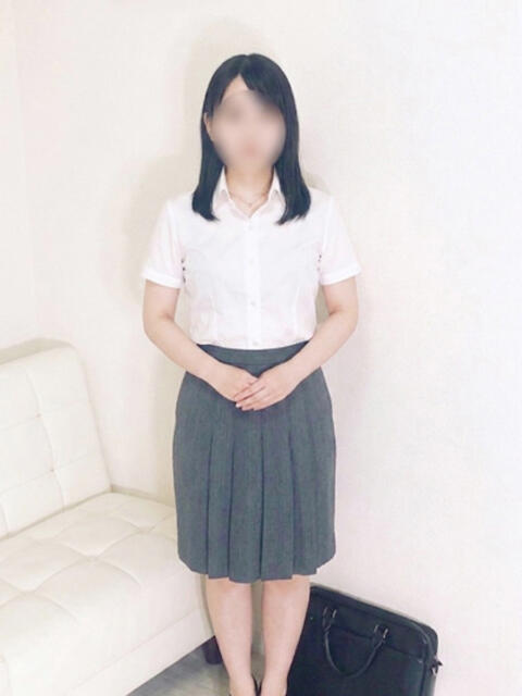 ゆいな クリーム（素人コスプレイメクラ）