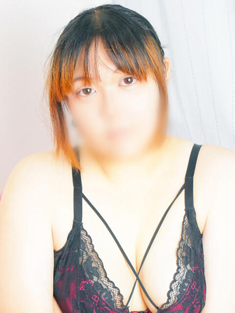 りゆ ぽっちゃり巨乳素人専門横浜関内伊勢佐木町ちゃんこ（巨乳・ぽちゃ専門デリヘル）