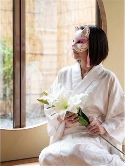桐谷はな 厚木人妻花壇（人妻デリヘル）