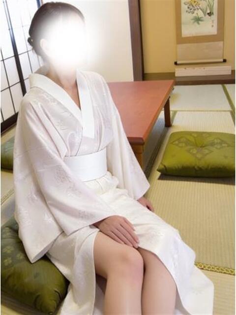 黒木　まお 厚木人妻花壇（人妻デリヘル）
