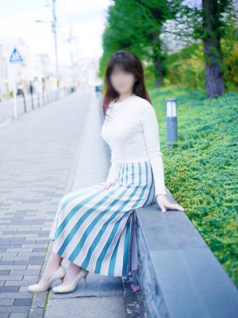 渚 あきな こあくまな熟女たち 京都店(KOAKUMAグループ)(人妻・熟女デリヘル)
