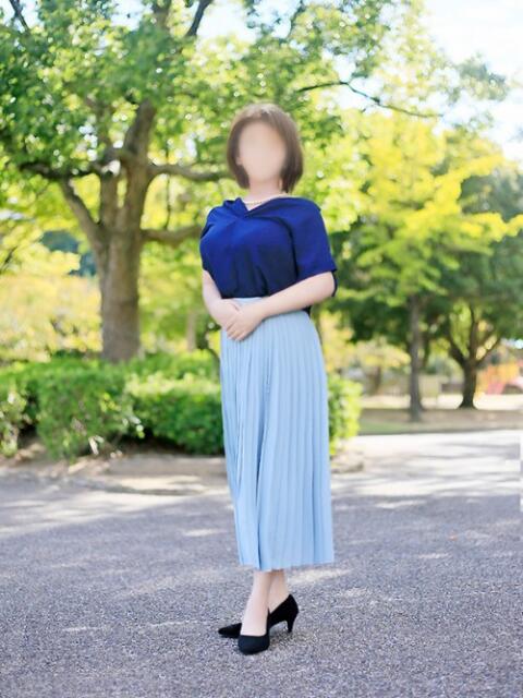 西尾 めい こあくまな熟女たち 京都店(KOAKUMAグループ)（人妻・熟女デリヘル）