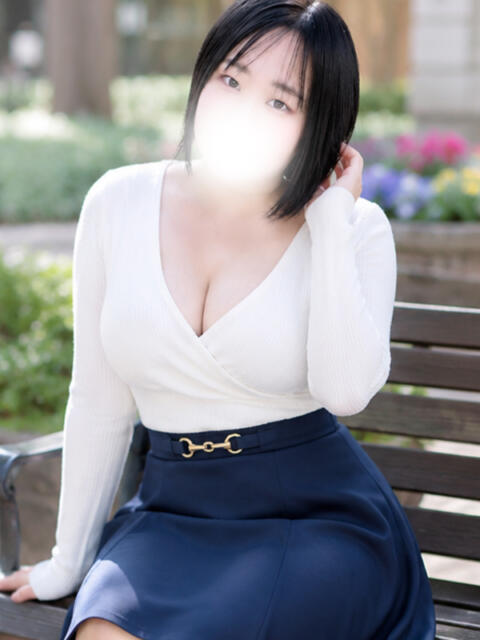 ゆん 人妻夢想（人妻デリヘル）