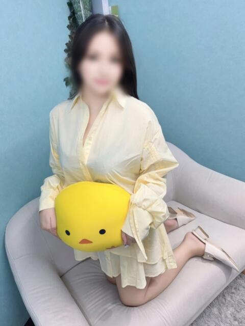 にな 横浜ひよこ倶楽部(素人系夜這いイメクラ)