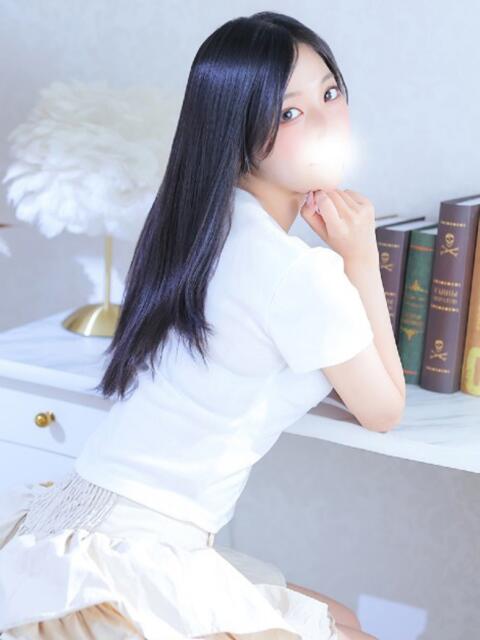 るり★潮吹き確定の癒し系JD★ Chloe錦糸町店 S級素人清楚系デリヘル（デリヘル）