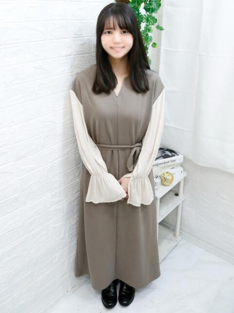 さとみ 秋葉原鑑賞ガール（オナクラ）