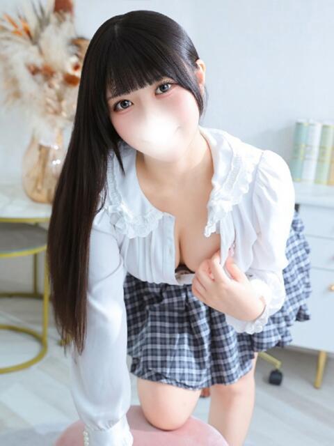まゆり★新卒18歳！期待の素人 Chloe鶯谷・上野店 S級素人清楚系デリヘル（デリヘル）