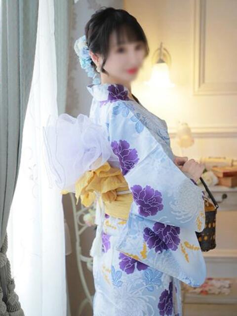 胡蝶 ゆりあ リップスティック（ファッションヘルス）