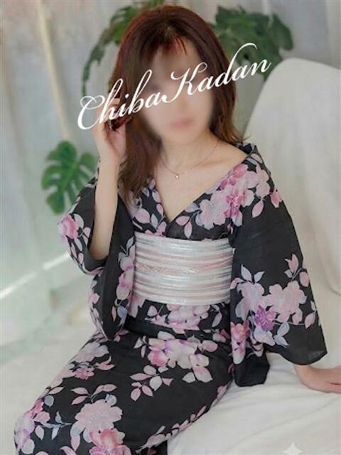 あきこ 千葉人妻花壇(人妻デリヘル)