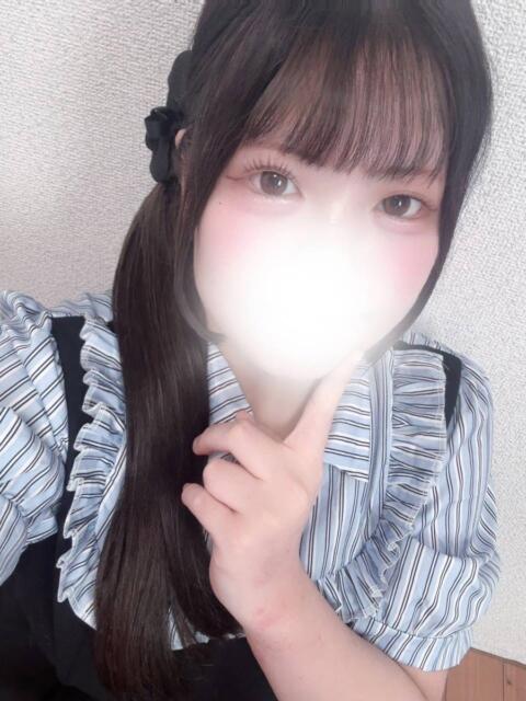 みり☆清楚 白河美少女図鑑（デリヘル）