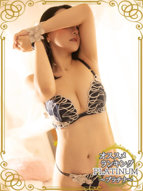 しゅり なでしこ(十三)（人妻ホテヘル）