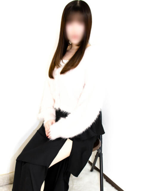 あみか 胡蝶蘭（人妻系ホテヘル）