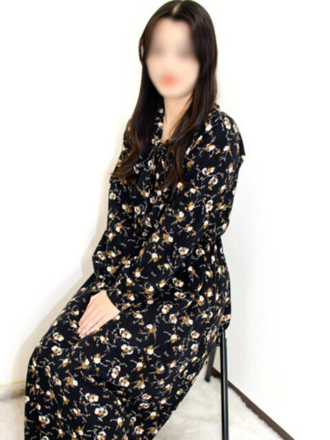 いおり 胡蝶蘭（人妻系ホテヘル）
