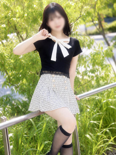 桃瀬るな 渋谷ミルク（派遣型オナクラ(手コキ)）