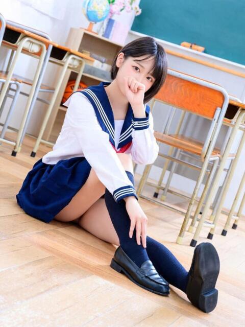 牧島　かなた 寝取り×制服 義理義理な女学園（待ち合わせヘルス）